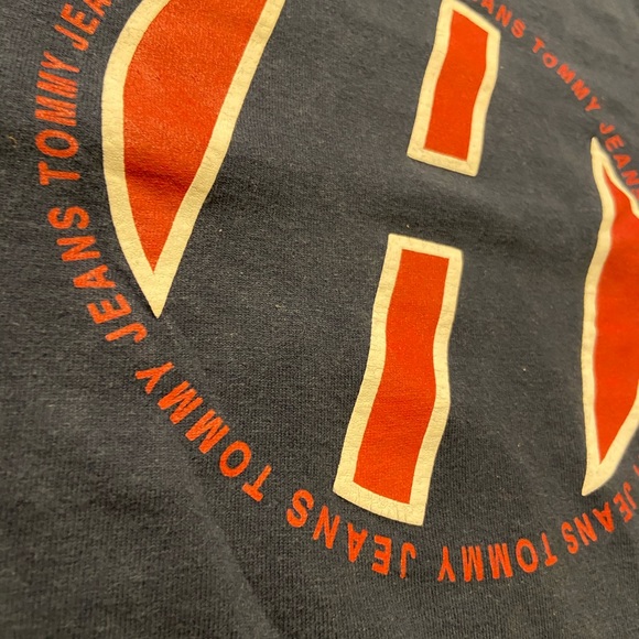 Vintage Tommy Jeans T shirt - Picture 2 of 3